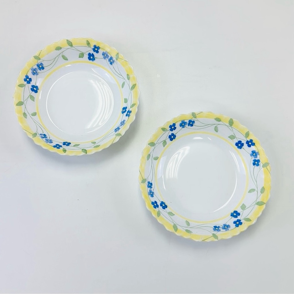 Arcopal FESTON PENSEA yellow blue fluted salad plates